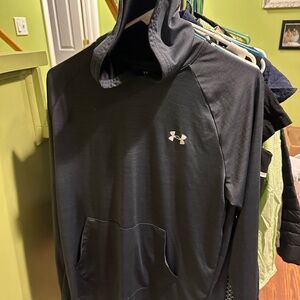 Men's UA CHARCOAL GRAY PULLOVER WITH HOOD